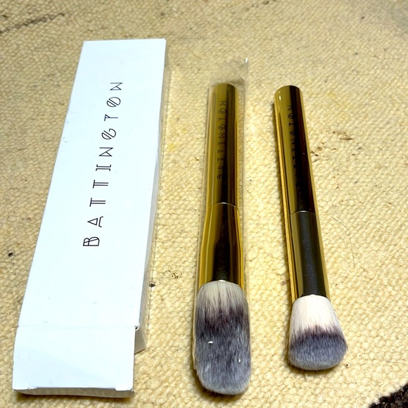 Battington Makeup Brushes - Picture 1 of 3